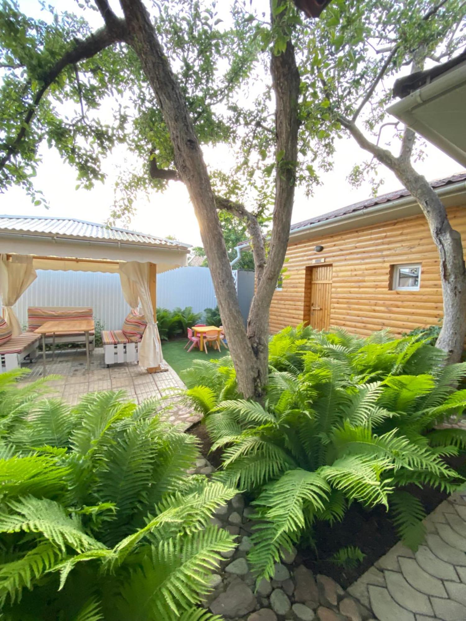 Osobyi Guest House Cholpon-Ata Exteriér fotografie